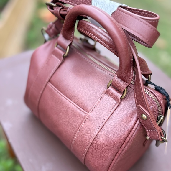 NWT-Frye & Co Mini Barrel Crossbody Bag. Rich Chestnut / Cognac - Picture 4 of 7